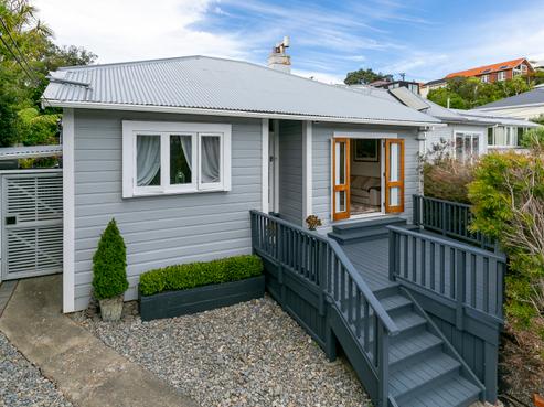17 Fernhill Terrace, Wadestown