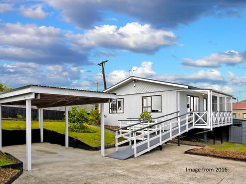2/14 Kelkirk Street, Kelston