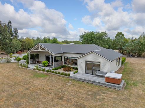 148 Dublin Street, Martinborough
