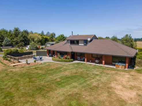 743 Landsborough Road, Hadlow