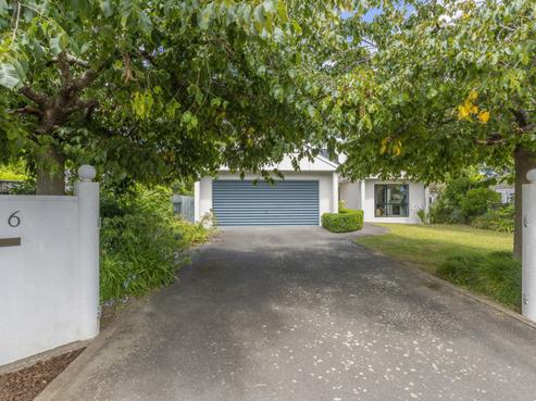 56 Kapanui Road, Waikanae