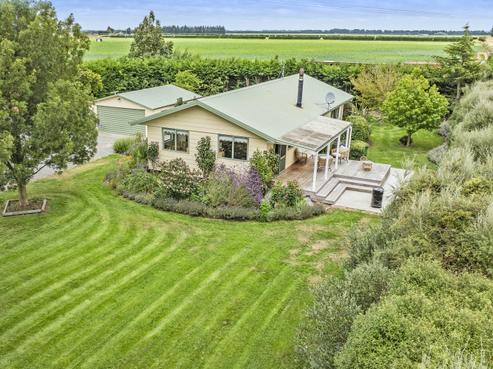 365 Clintons Road, Darfield
