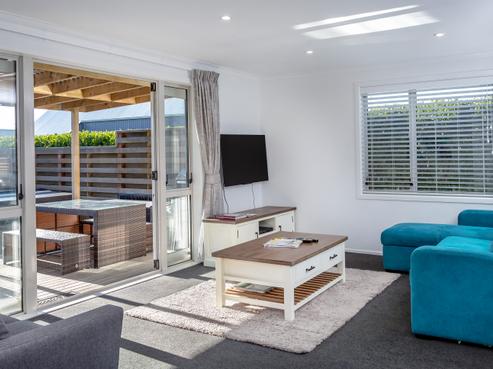 16 Tuscan Lane, Martinborough