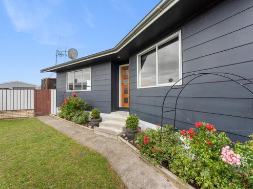 28 Leander Place, Milson