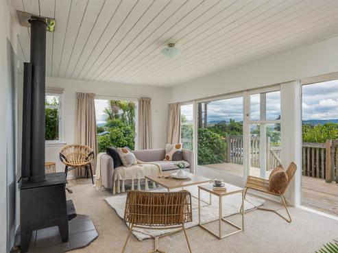 2/74 Rokino Road, Hilltop