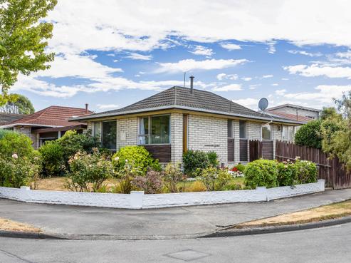 1 Omega Place, Casebrook