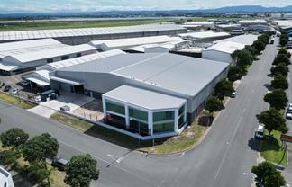 Brand new - A grade warehouse/office