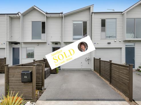46 Owen Chapman Drive, Red Beach