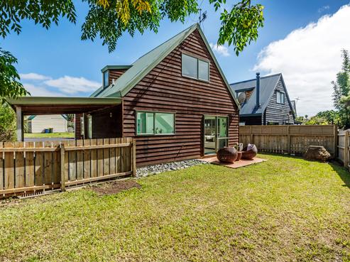 19 Caspian Close, New Lynn