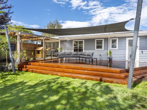 77 Harold Holt Avenue, Onekawa