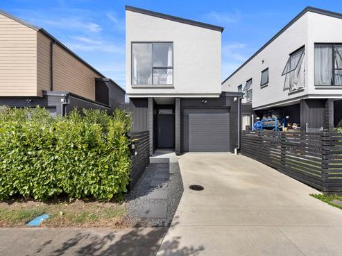 9 Te Aparangi Road, Papakura