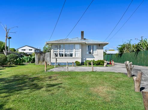 27 Halberg Crescent, Chartwell