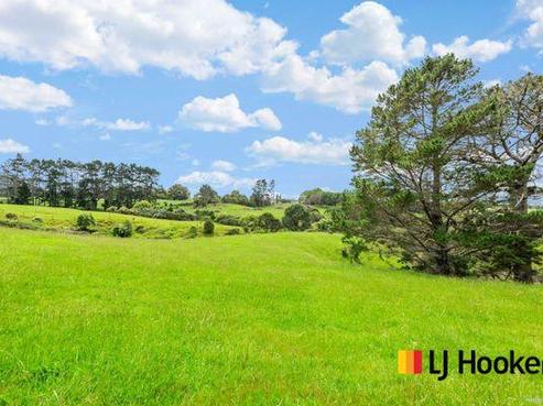 35 Awhitu Central Road, Awhitu