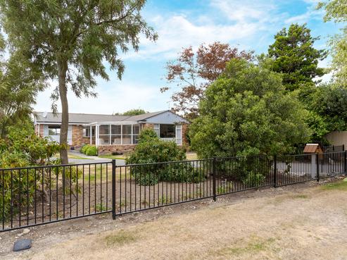 2 Longden Street, Darfield