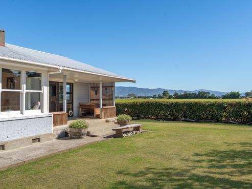 388 Kahutara Road, Featherston