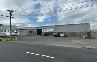 Large Waiwhakaiho Warehouse