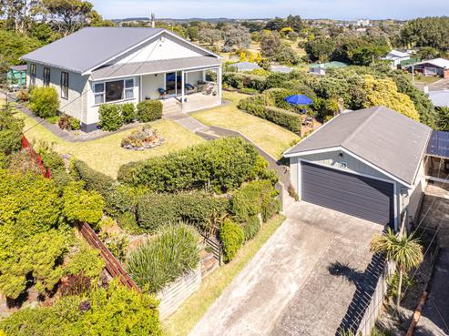 15 Toi Street, Tawhero