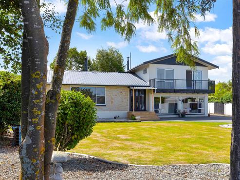 8 Matai Place, Oxford
