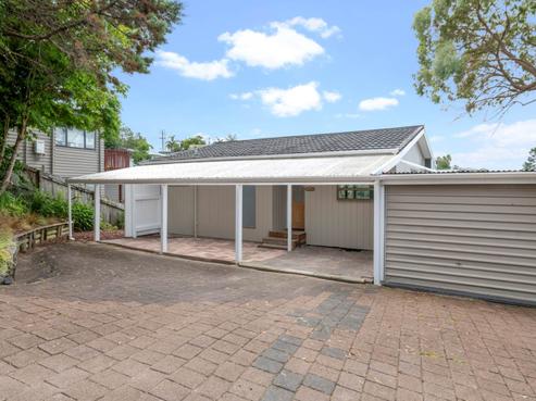1/691A East Coast Road, Browns Bay