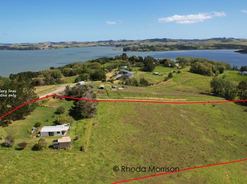 208 Petley Road, Paparoa