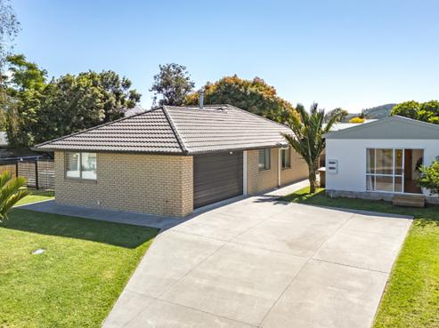 111 Ngati Pu Place, Whangamata
