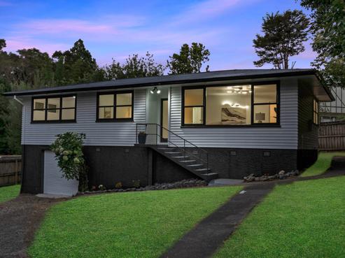 13 Daffodil Street, Titirangi