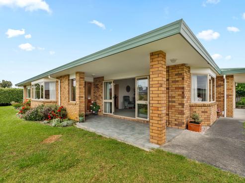 18 Elm Place, Tikipunga