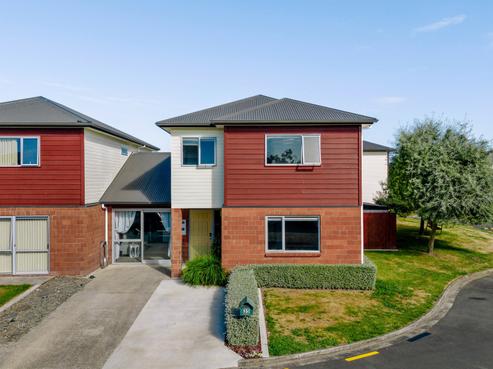 35 Gordon Davies Lane, Huntington