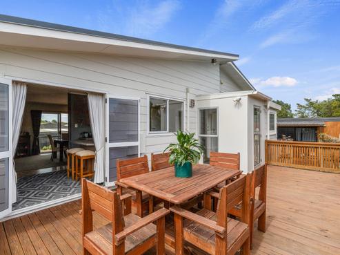 16 Mount Avenue, Te Aroha