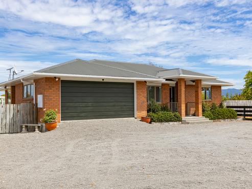 498 Park Road, Carterton