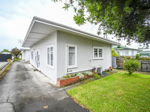 814 Outram Road, Akina
