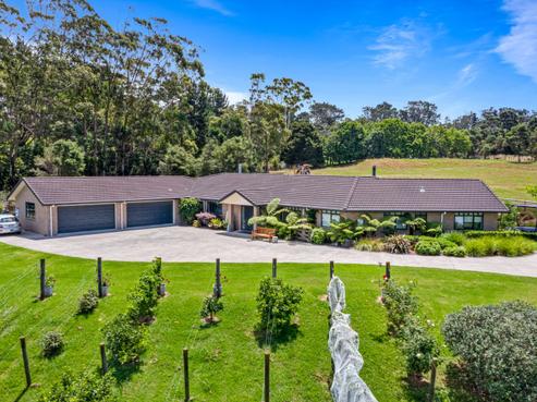100 Kauri Crescent, Waimauku