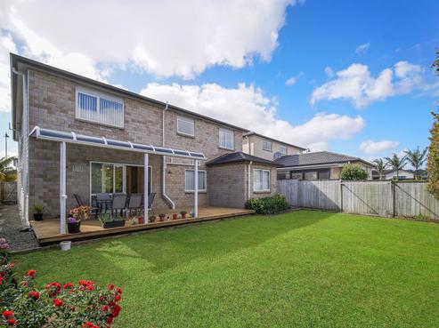 21 Charlestown Drive, Flat Bush