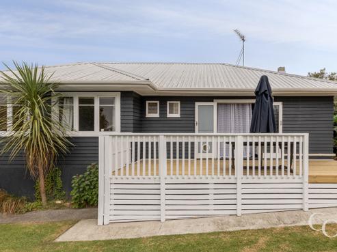 140 Sutherland Road, Brookfield