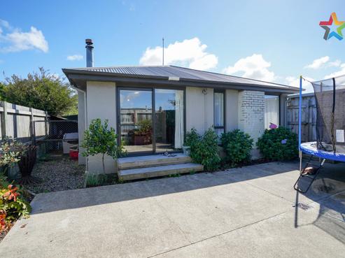 564 Tweed Street, Newfield