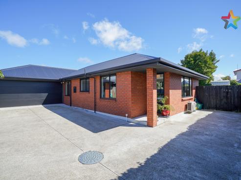 566 Tweed Street, Newfield