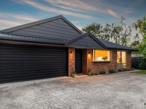 263 Eastern Terrace, Sydenham