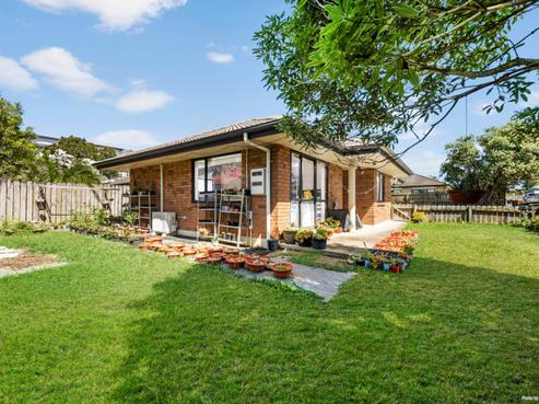 36 Eroni Clarke Close, Flat Bush