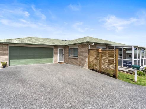 18/8 Village Place, Tuakau