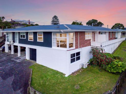8/21 Ruarangi Road, Mount Albert