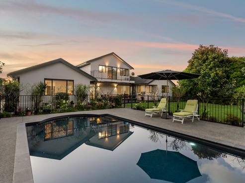 62 Shelter Drive, Greenhithe