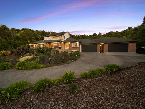104 Awanui Rise, Papakura
