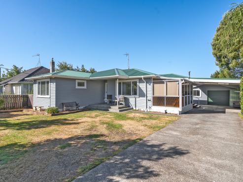2 Card Crescent, Featherston