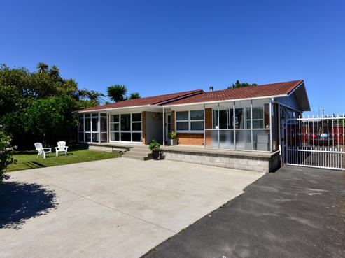 51 Sandwich Road, Saint Andrews