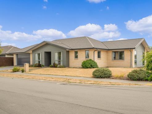 3 Farnborough Way, Rolleston