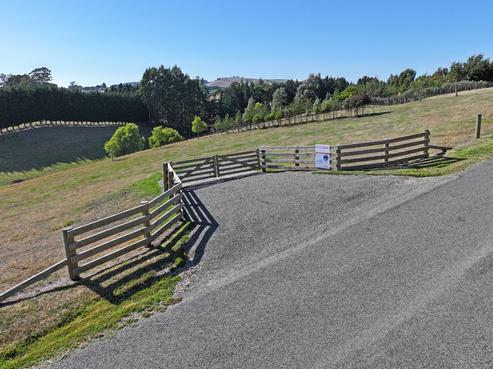 47 Maudes Road, Deborah