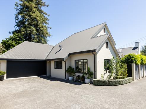 2/11 Te Aute Road, Havelock North