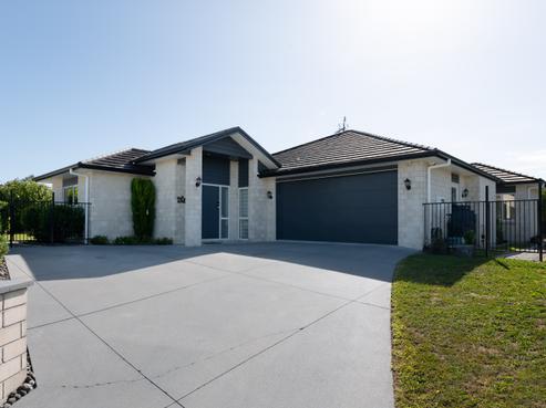11 Helenslee Court, Flagstaff