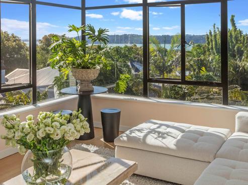 9/135 Jervois Road, Herne Bay