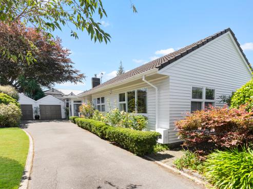 93 Waterloo Road, Central Hutt